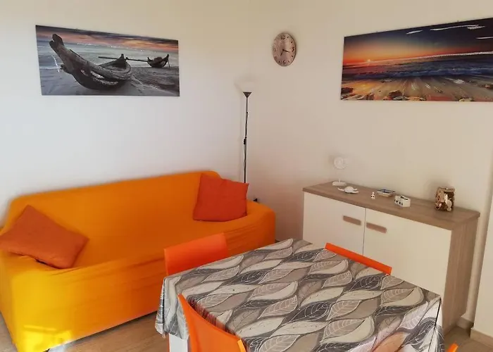 Trilocale vista mare con piscina a Badesi