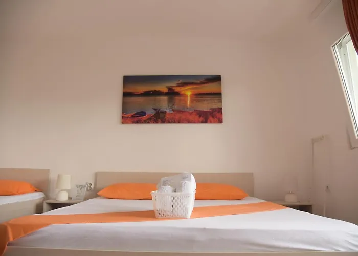 Apartments Villa Naumovi
