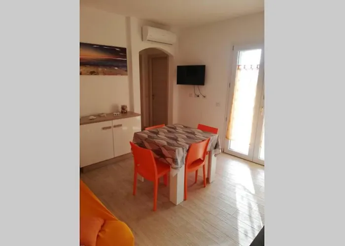 Trilocale vista mare con piscina a Badesi