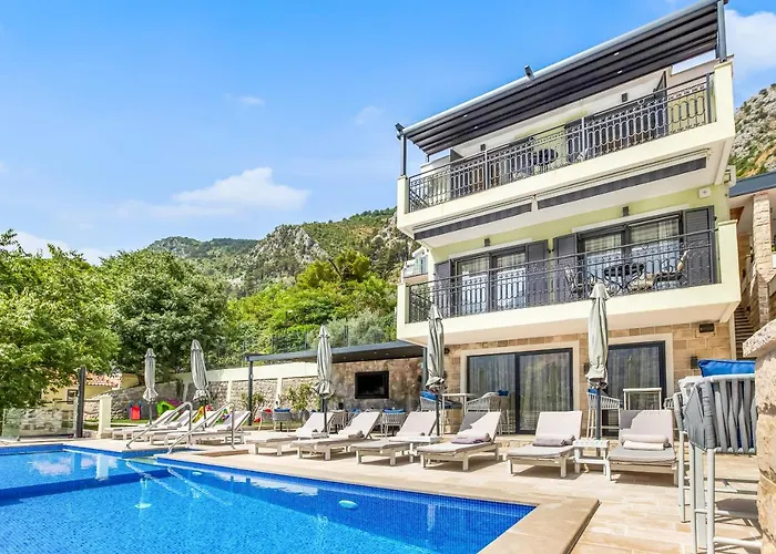 Dekaderon Lux Apartments