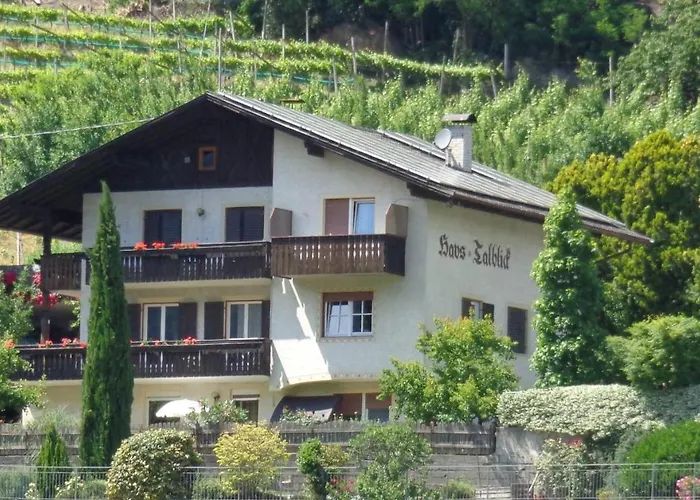 Haus Talblick "Wallbug" Ferienwohnung 1