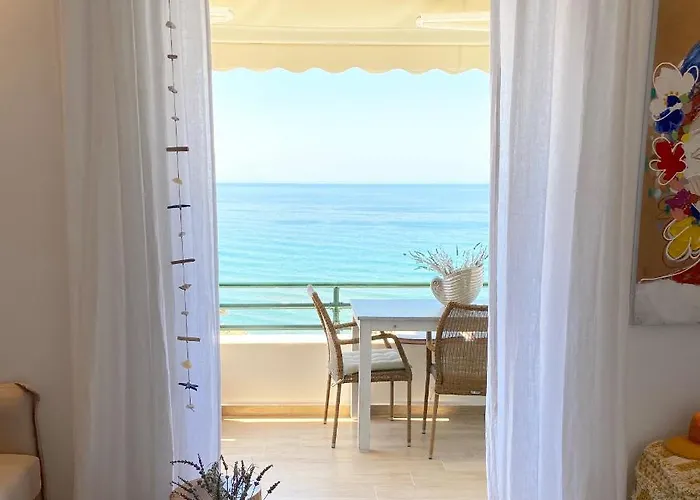 Corfu, Glyfada, Sea La Vie Apartment