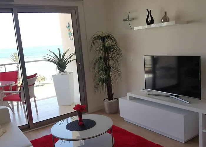 Modern Apartment With Stunning Sea View