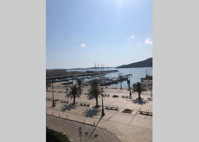 Appartamento Incantevole La Maddalena Vista Mare Codice Iun Q5459