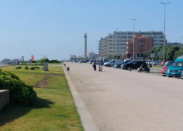 Sea & City
