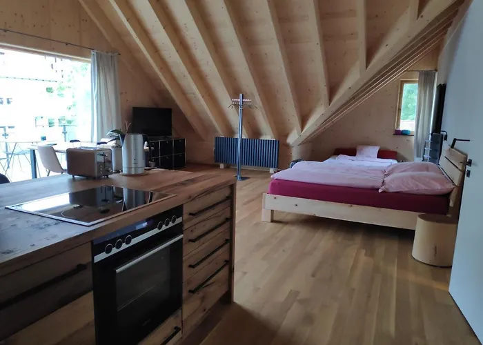 Ferienwohnungen Und Zimmer In Reutlingen-Goenningen