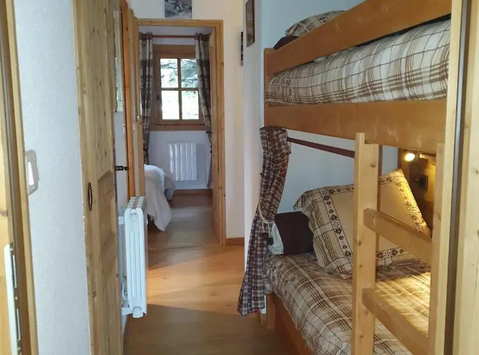 Magnifique Appartement: Panoramic Cirque de Flaine Terrace Retreat