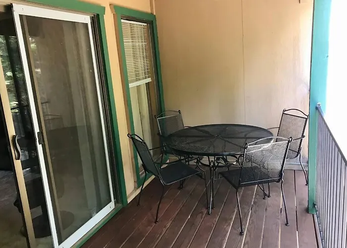 High Sierra Retreat With A View Of Pinecrest Lake