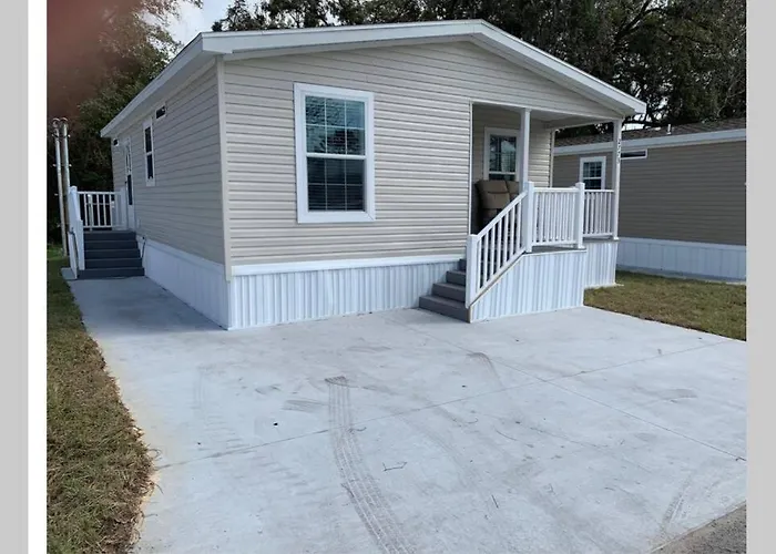 Cozy Resort Home Near Disney & Orlando Parks