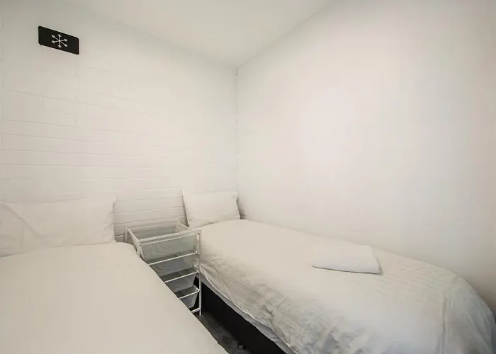 Snow Ski Apartments 20