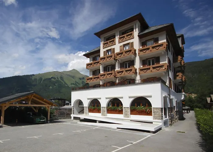 Lodge 3