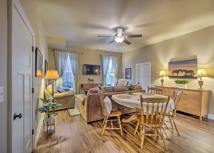 Quaint Apartment In Historic Georgetown!