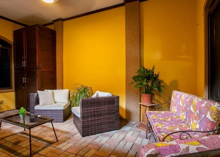 Sol Y Luna Apartments Condo Near Downtown