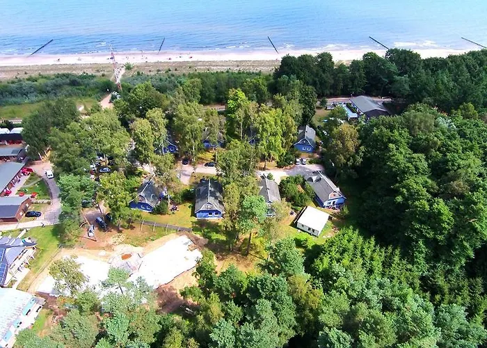 Meeressterne Strandhaeuser Blankenfohrt