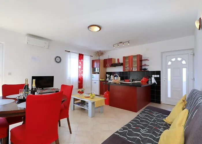 Apartments Luca