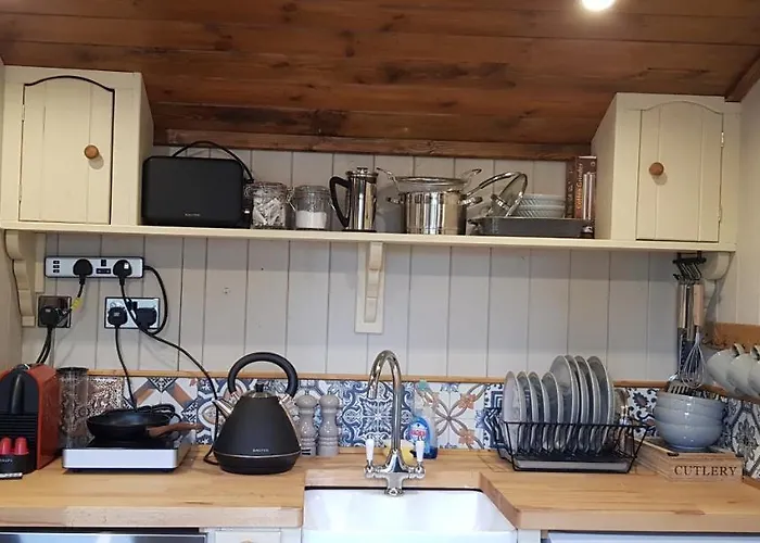 Elmdale Hut - Shepherds Hut