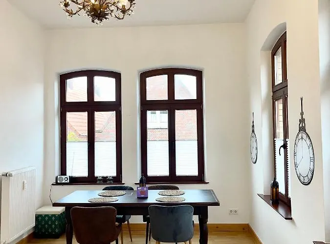 Charmante Ferienwohnung Mit Terrasse Im Herzen Von Norden