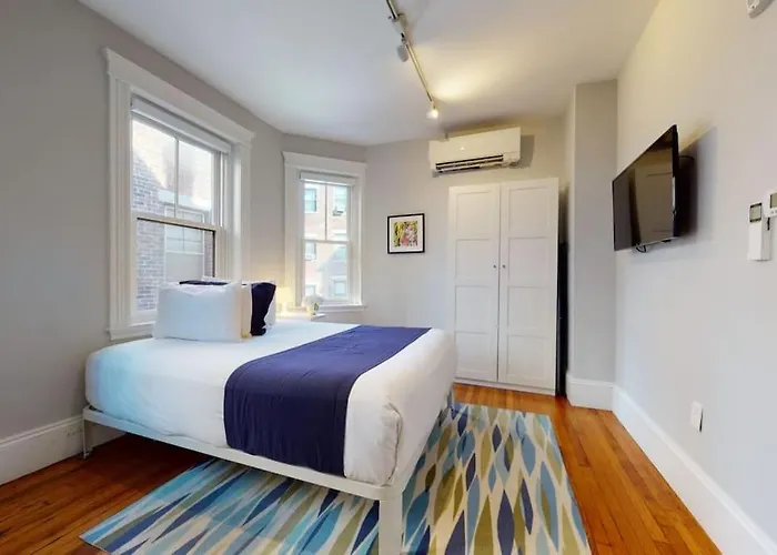 A Stylish Stay W/ A Queen Bed, Heated Floors.. #22