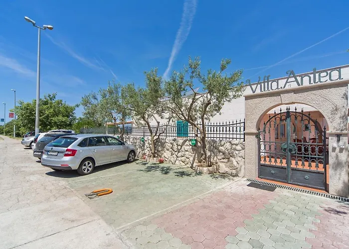 Hotel di lusso: Villa Antea Apartments With Free Parking