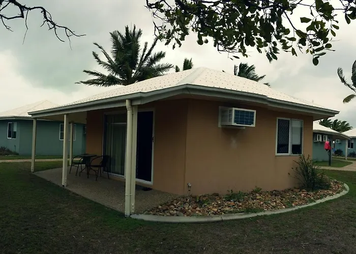 Sea View Villa. 2 Bedroom. Sleeps 4. Free Wifi