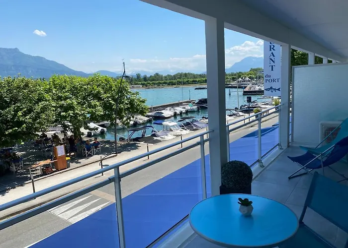 Les Suites Du Port