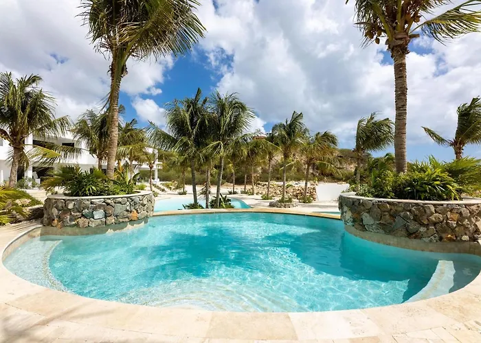 Reef - Blue Bay Golf & Beach