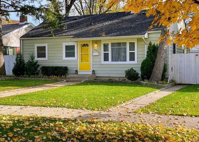 *King Bed/3Bds House Near Naval Base & 6Flags*