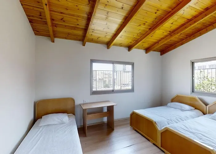 Cozy Wood Apartment With Great View To Nazareth