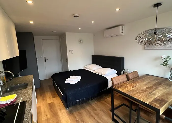 3 Stylish Apartments In The Heart Of Breda City Center