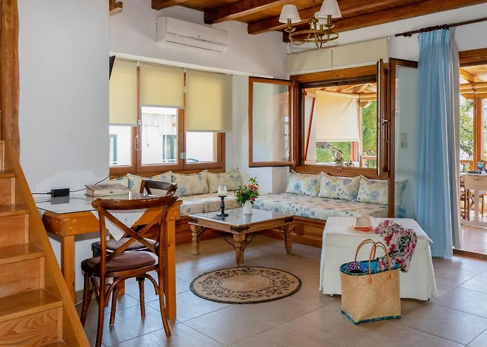 Traditional Arsanas Apartments