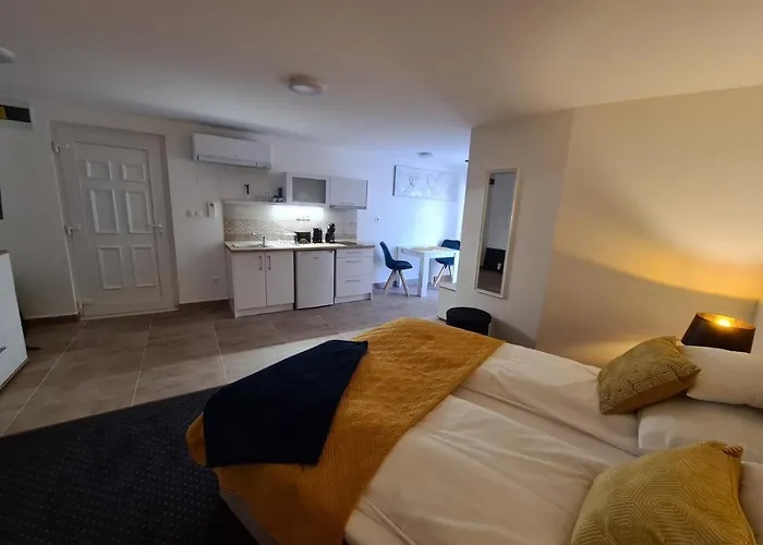 City Center Apartmanhaz