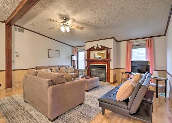 Reteat On 45 Acres! Spacious Family Apt In Lebanon