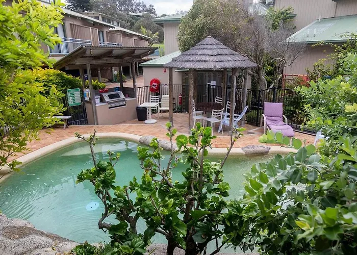 Gorgeous Studio + 100M To Beach + Pool