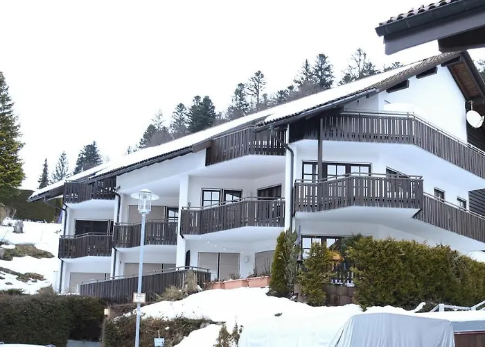 Fewo Zeus Mit Grosser Eingezaeunter Terrasse