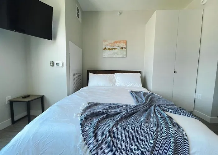 Sleepover Studio Apartments Des Moines
