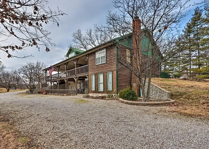 Fish & Explore! Quiet Farmland Cabin In Lebanon