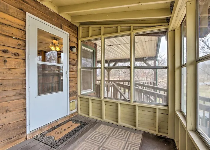 Reteat On 45 Acres! Spacious Family Apt In Lebanon
