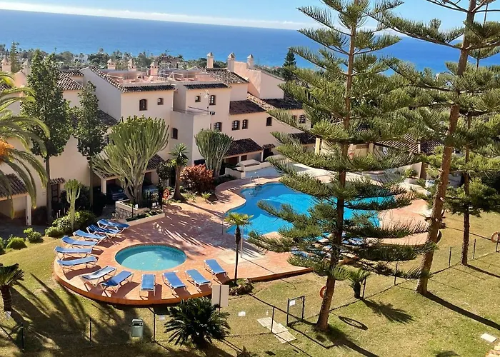 Apartamentos El Toro