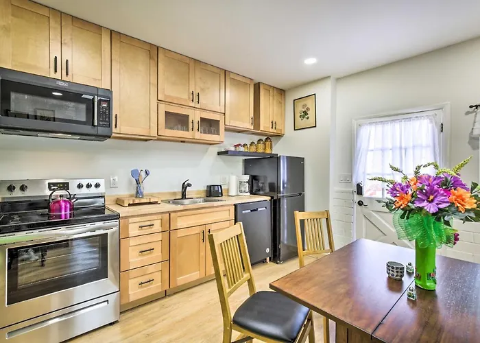 Sunny Bonita Studio ~ 5 Mi To Historic Dtwn!