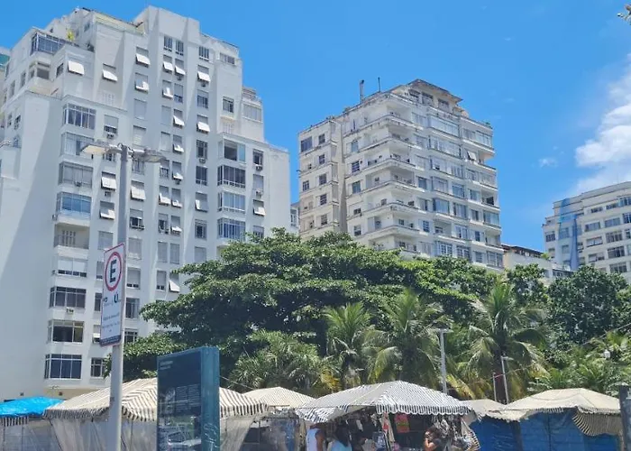 COPACABANA Praia - 2 quartos independentes, vista do mar - Polo Gastronômico do Lido - Até 6 pessoas, Posto 2, próximo Metrô Arcoverde