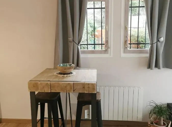 Superbe Studio Cocooning Au Coeur De La Sologne.