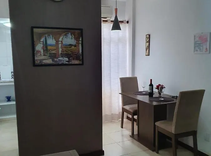 Apartamento Itaigara