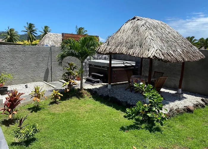 Anaiva Lodge Bora