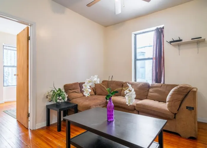  Eastern Parkway Guest House