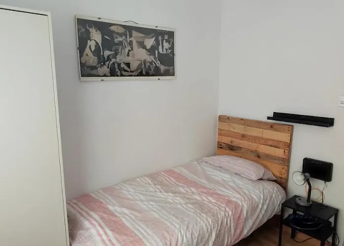 Los Arcos Pamplona Apartamento Zona Centrica Y Tranquila