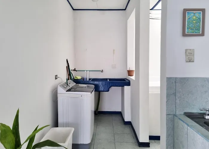 Entire Homy Apartment For You, 5 Min Sjo Airport