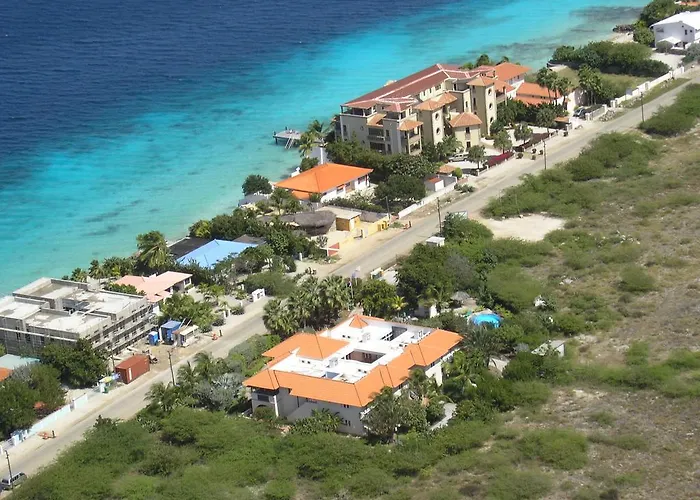 Apartment 1 And 5 In Windsock Beach Resort