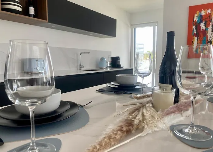 Strassen - 2 Bed Designer Flat