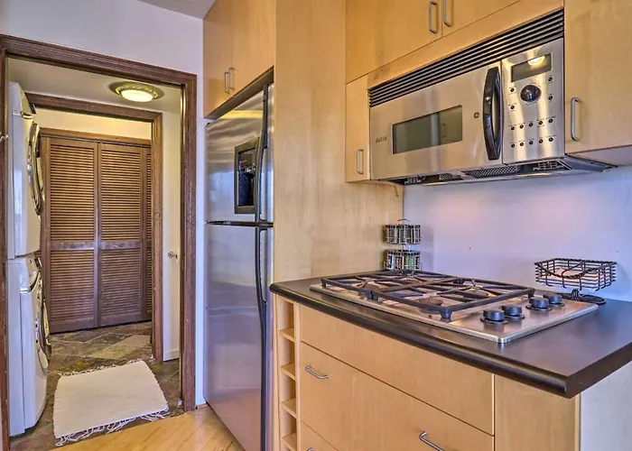 Studio Apartment With Kitchen Very Close To Wcu - Non Smoking & No Pets