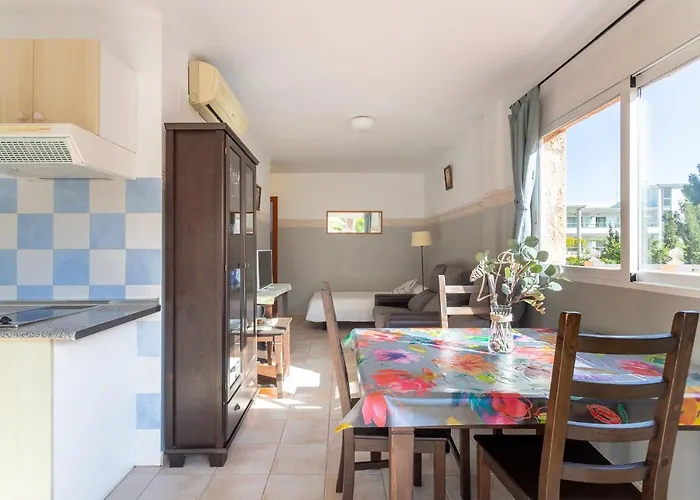 Apartamentos Mundaka Albir